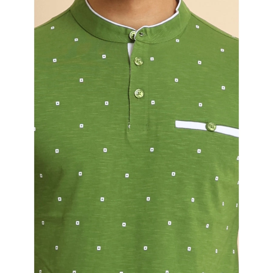 Green cotton printed men's casual half sleeve mandarin collar T-shirt with vibrant pattern design
