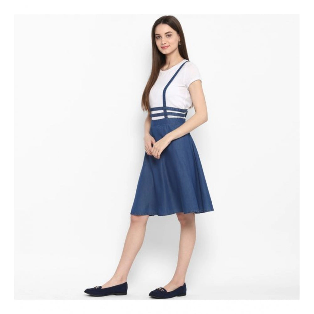 Blue denim dress with white shirt and shoulder straps, solid color below knee, below mid-thigh, for women