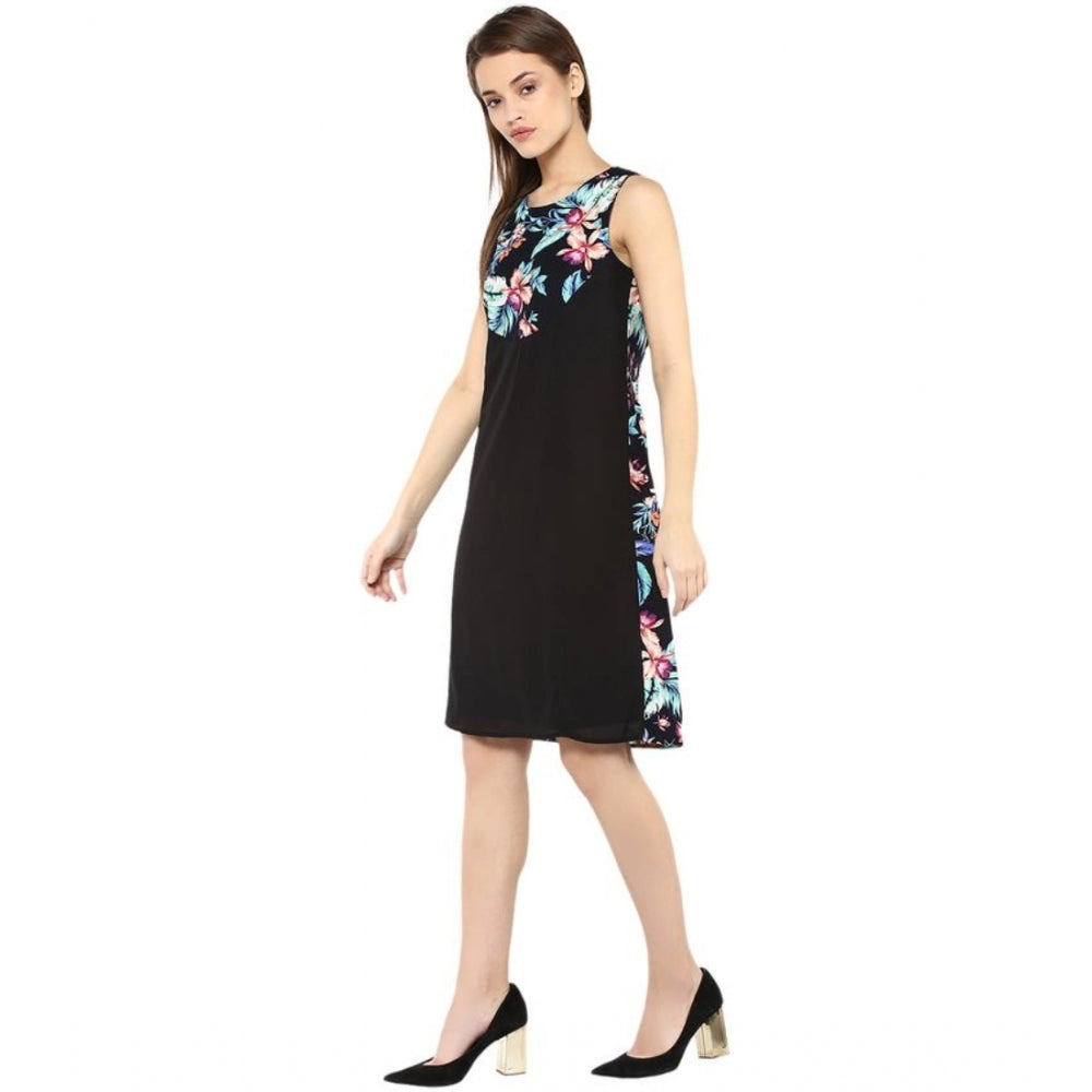 Womens polyester sleeveless above knee dress, black with multicolor print