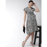 Women's Polyester Animal Print Short Sleeve Knee-Length Dress (Black - White)