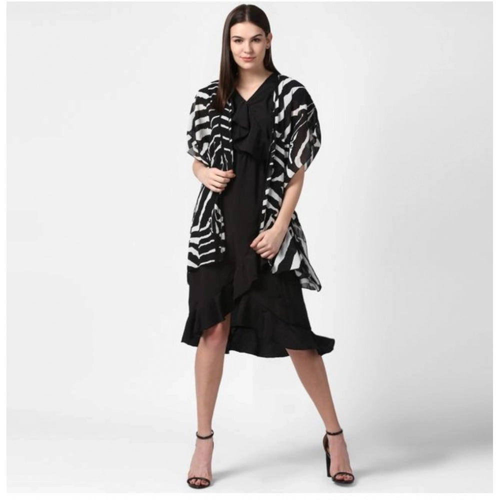 Black polyester printed short sleeve shrug with v neck, vibrant pattern detail