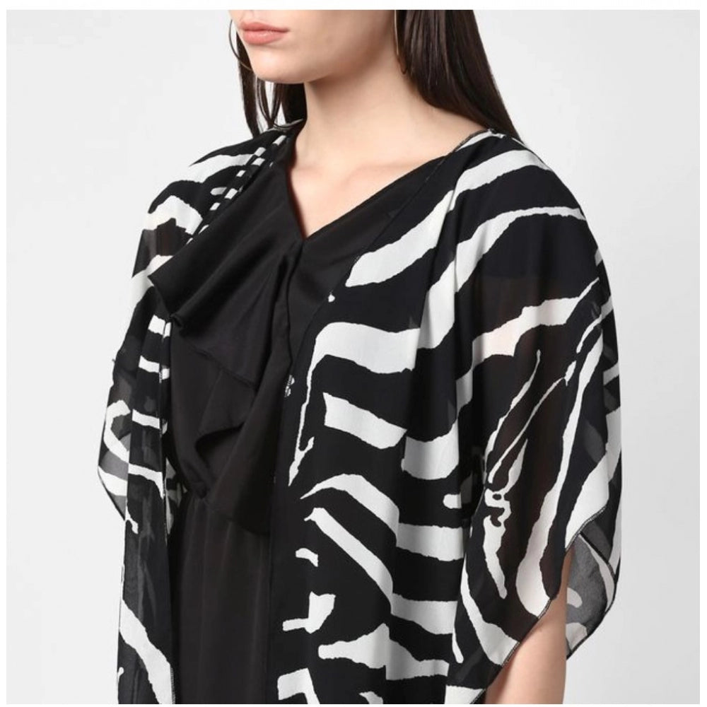 Black polyester printed short sleeve shrug with V-neck, fashionable women's top for casual wear