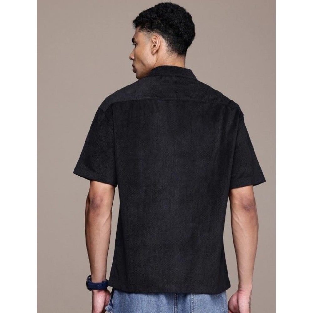 Black cotton blend men's half-sleeve solid shirt