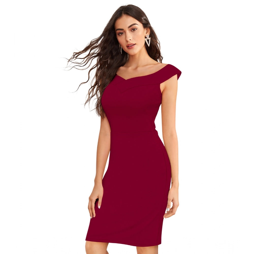 Maroon knitted sleeveless round neck dress, stretchable fabric