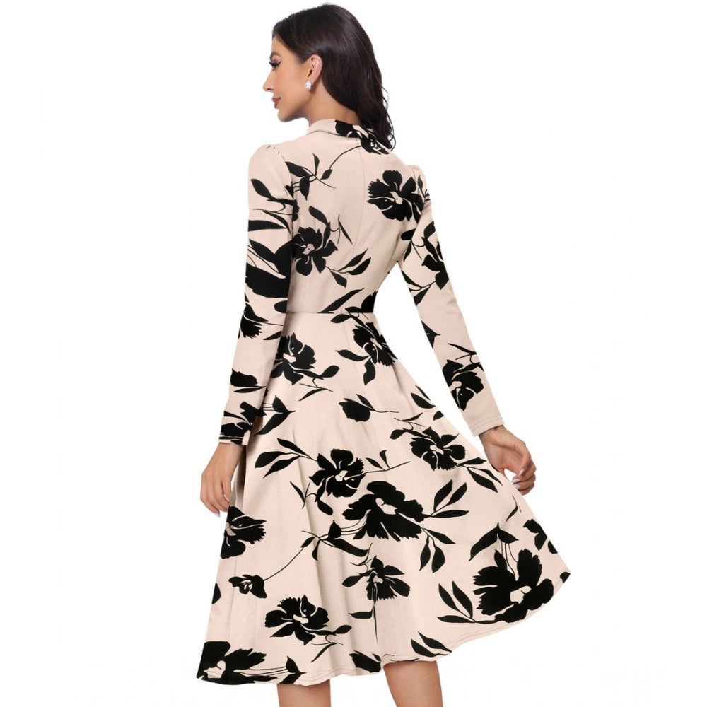 Cream knitted v-neck dress with printed knitting pattern, full sleeve length