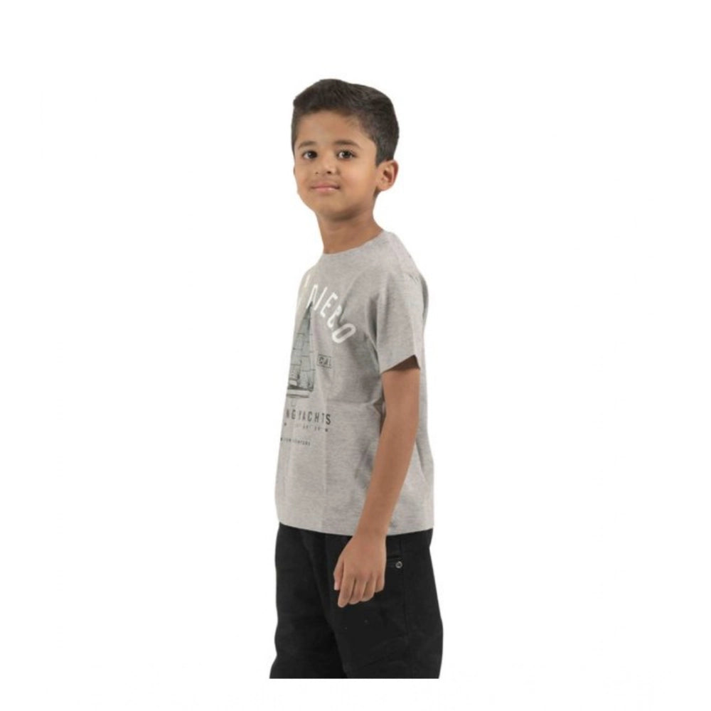 Multicolor cotton printed boy's short sleeve T-shirt set on display