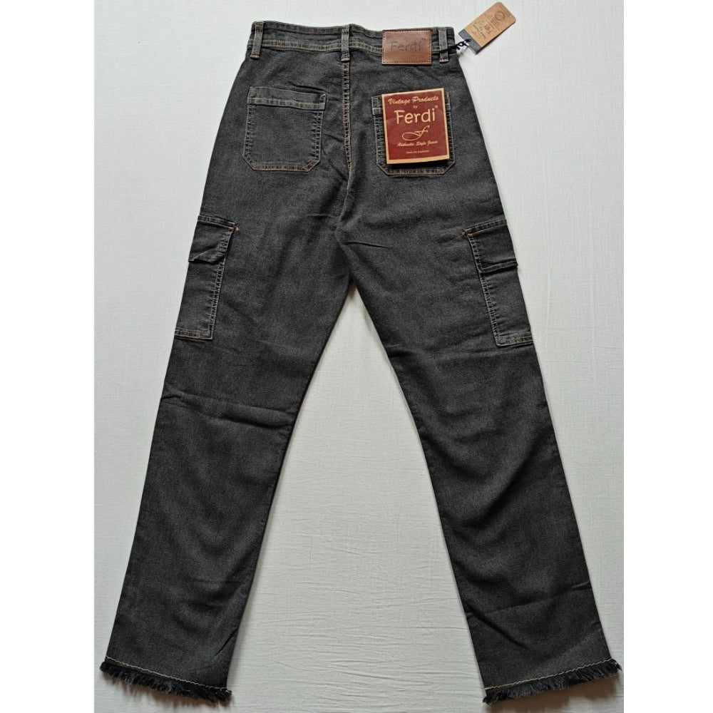 Grey cotton-blend women's cargo straight-fit jeans with button closure, solid pattern