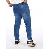 Men's cotton blended solid plus size jeans, blue - mid-rise with button closure on model