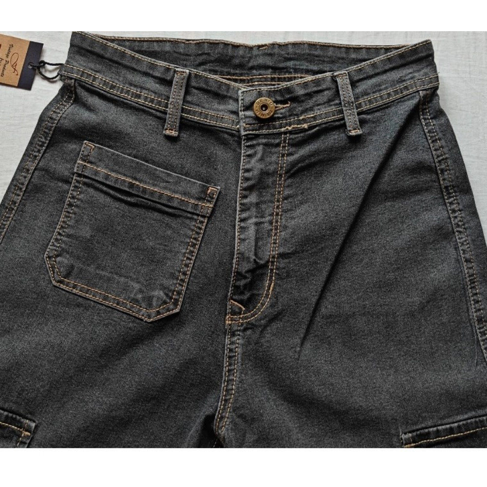 Grey cotton-blend women's cargo straight-fit jeans with button closure, mid rise