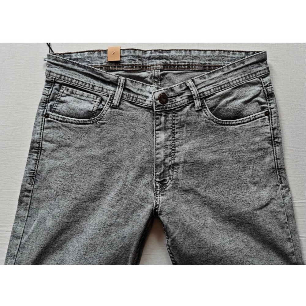Grey cotton blended tapered jeans for men, solid style with mid rise and button closure