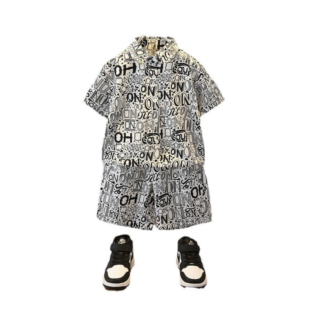White Lycra printed kid's casual wear shirt & shorts set, short sleeves with vibrant print