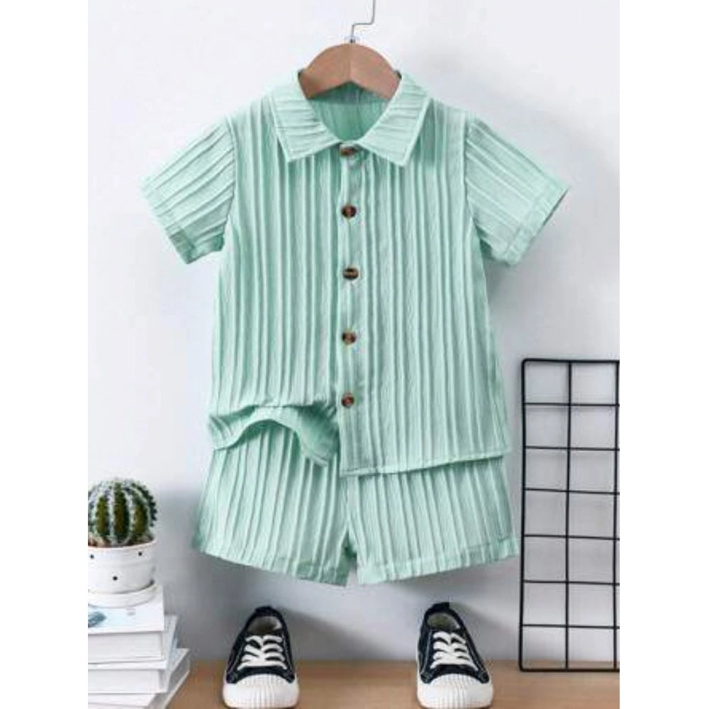 Light-green Lycra kid's casual wear shirt & short set, solid print for active play