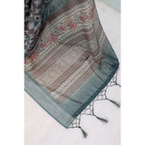 Grey linen digital print saree with unstitched blouse, 5.5Mtr on model