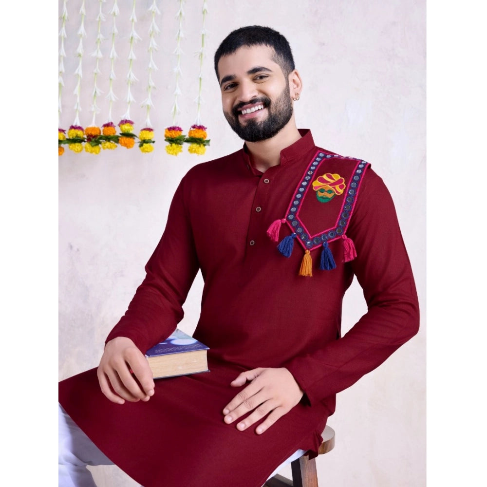 Men's Rayon Mirror Embroidery Mandarin Collar Kurta (Maroon)