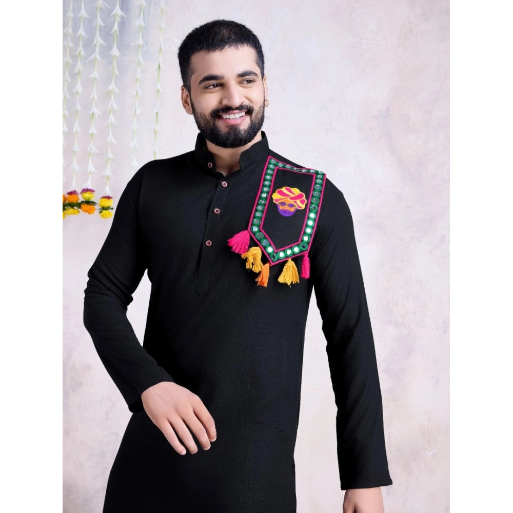 Men's Rayon Mirror Embroidery Mandarin Collar Kurta (Black)