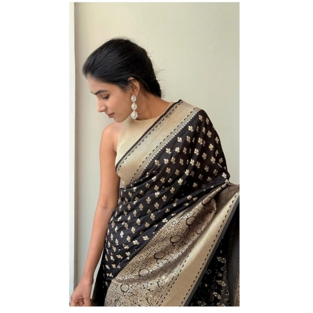 Black silk printed saree with unstitched blouse (5.5mtr)