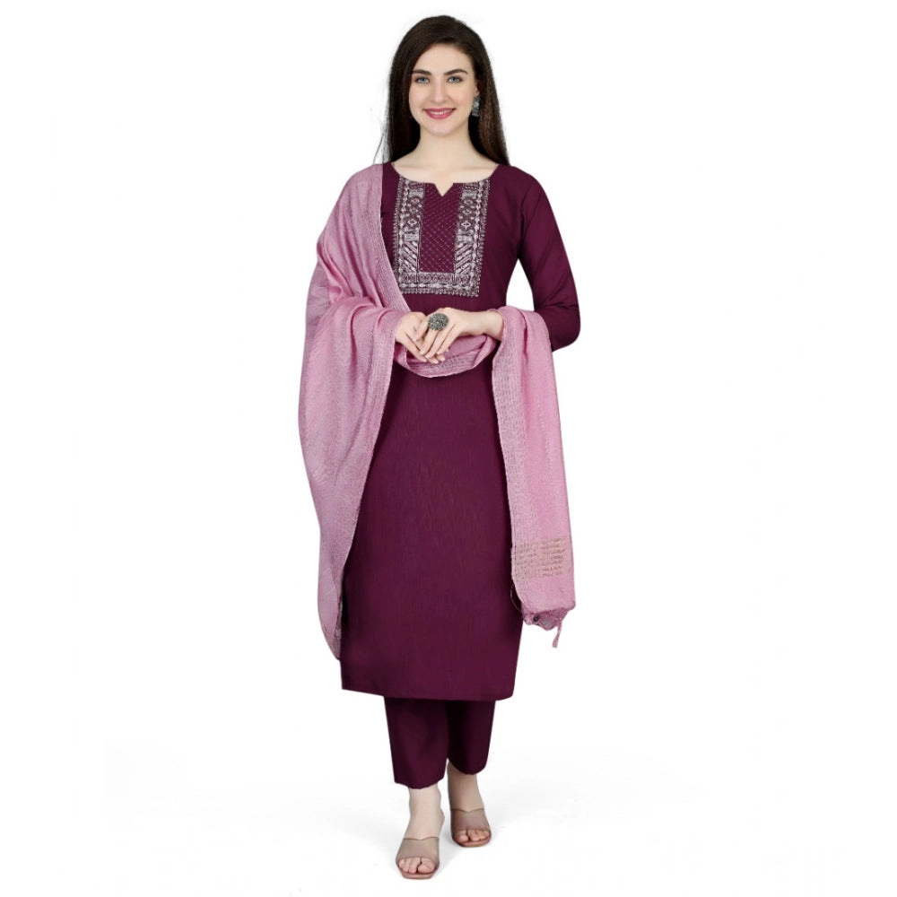 Women's Cotton Blend Embroidered 3-4 th Sleeve V Neck Kurti With Pant Dupatta Set (Purple)
