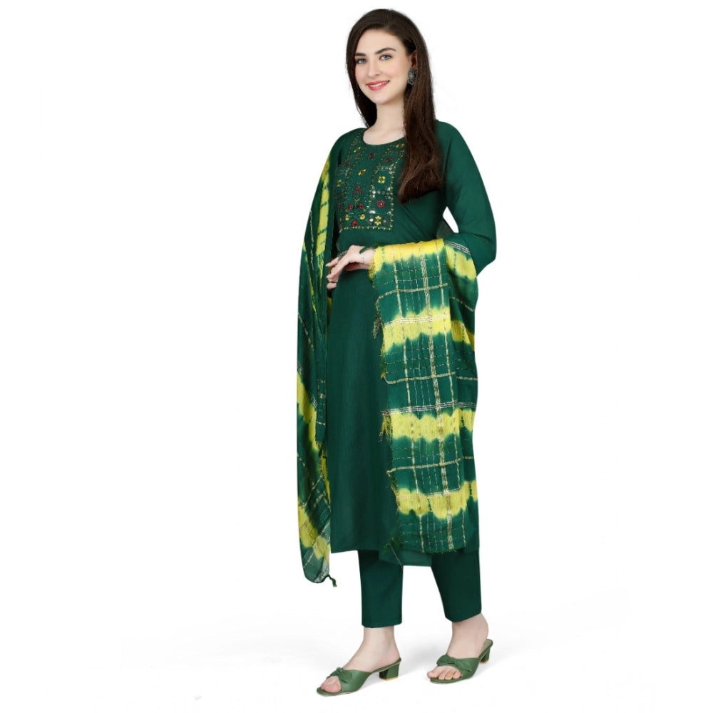 Women's Cotton Blend Embroidered 3-4 th Sleeve Round Neck Kurti With Pant Dupatta Set (Green)