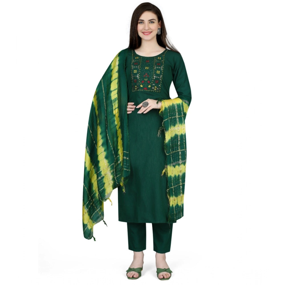 Women's Cotton Blend Embroidered 3-4 th Sleeve Round Neck Kurti With Pant Dupatta Set (Green)