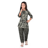 Grey cotton printed girl's top & bottom set, 3/4 sleeve round neck with vibrant patterns