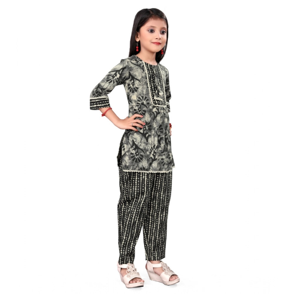 Grey cotton printed top & bottom set for girls, featuring 3/4 sleeves and round necks, vibrant print design