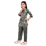 Grey cotton printed top & bottom set, fun pattern for girls' casual wear
