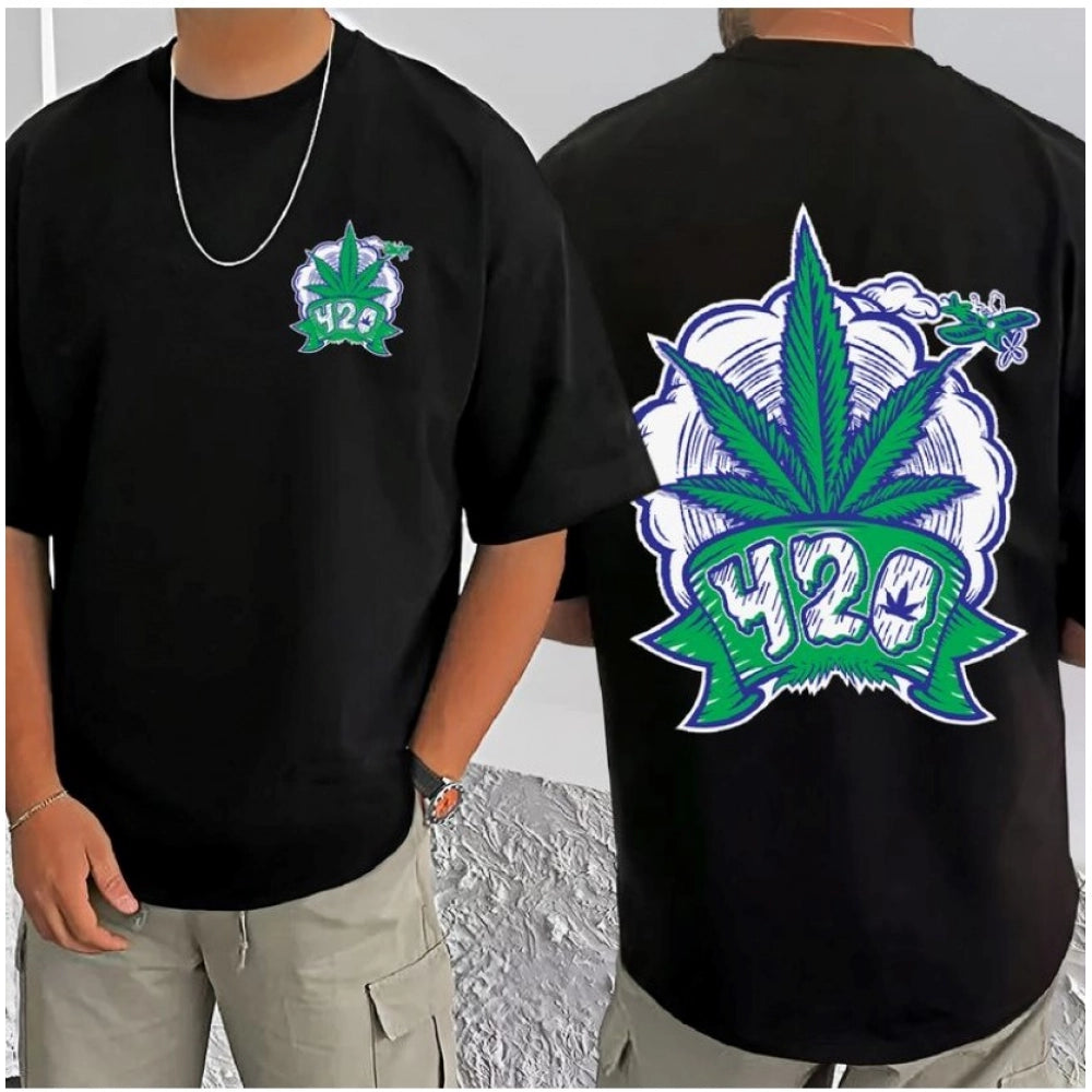 Black cotton blend men's casual t-shirt with printed design, half sleeve style