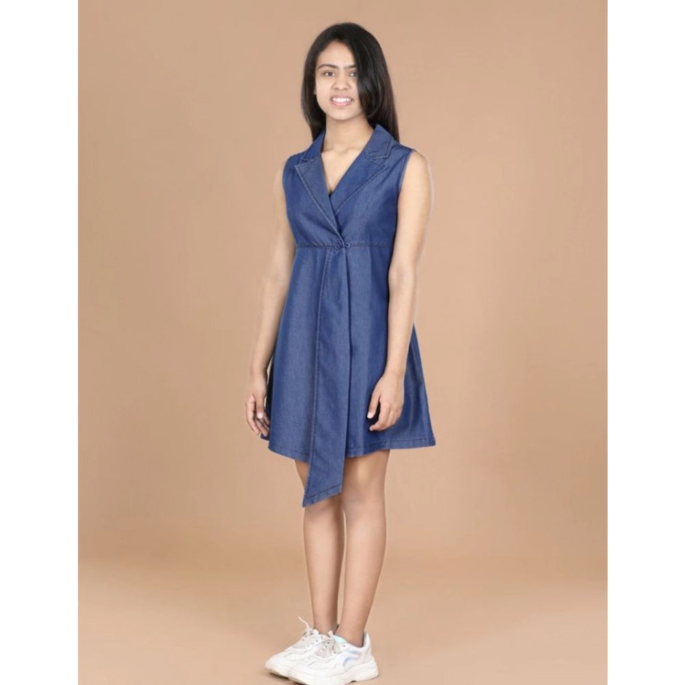 Blue denim sleeveless shirt collar dress for girls, solid pattern, above knee length