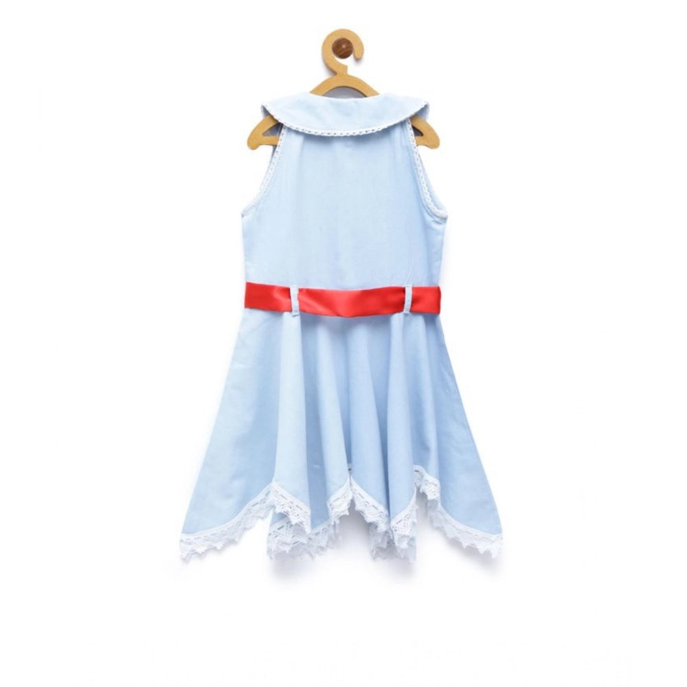 Light blue denim lace sleeveless shirt collar dress, solid pattern with lace trim