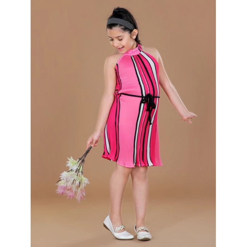 Pink polyester crepe printed sleeveless round neck dress for girls, knee length fashion apparel