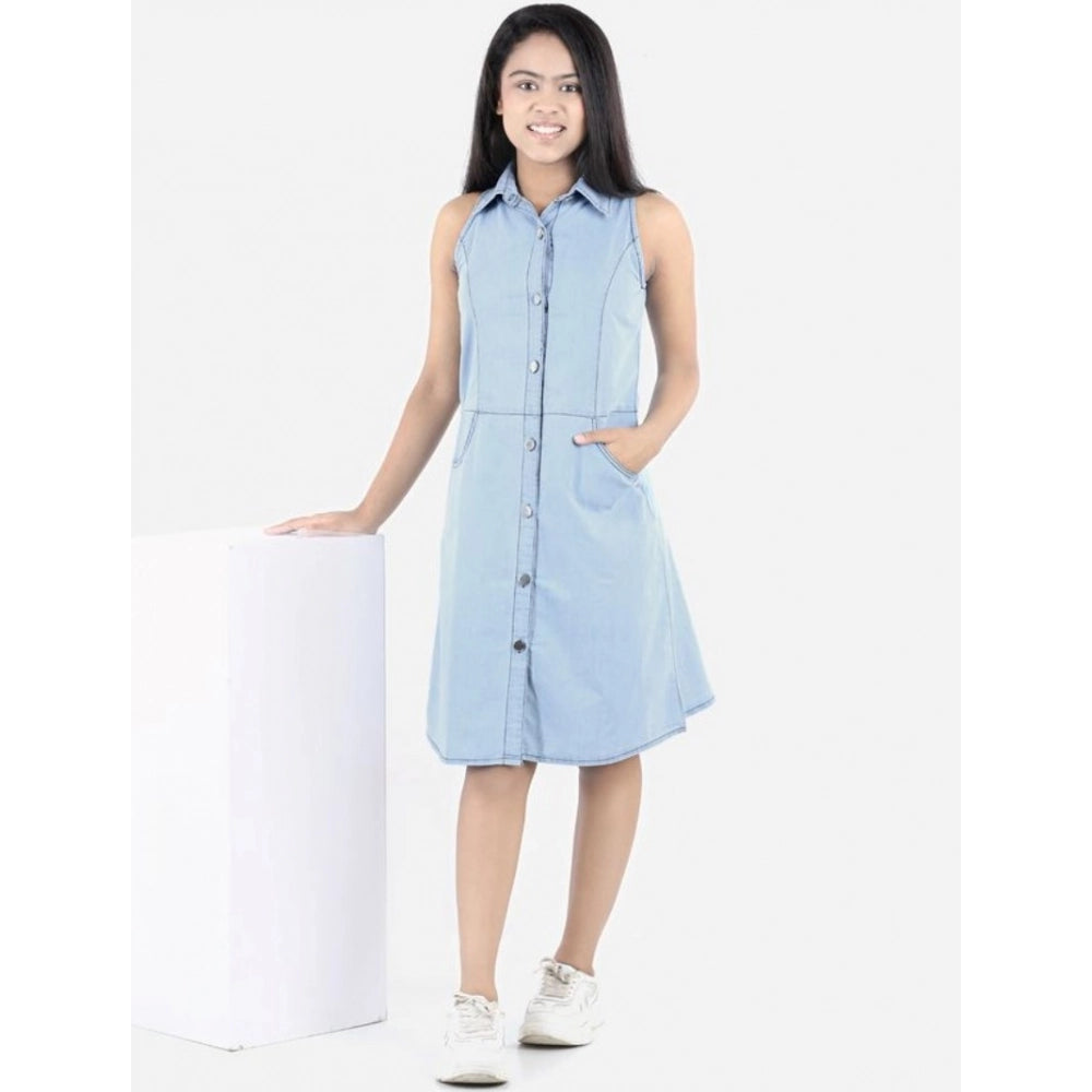 Blue denim solid sleeveless shirt collar dress for girls, knee length style