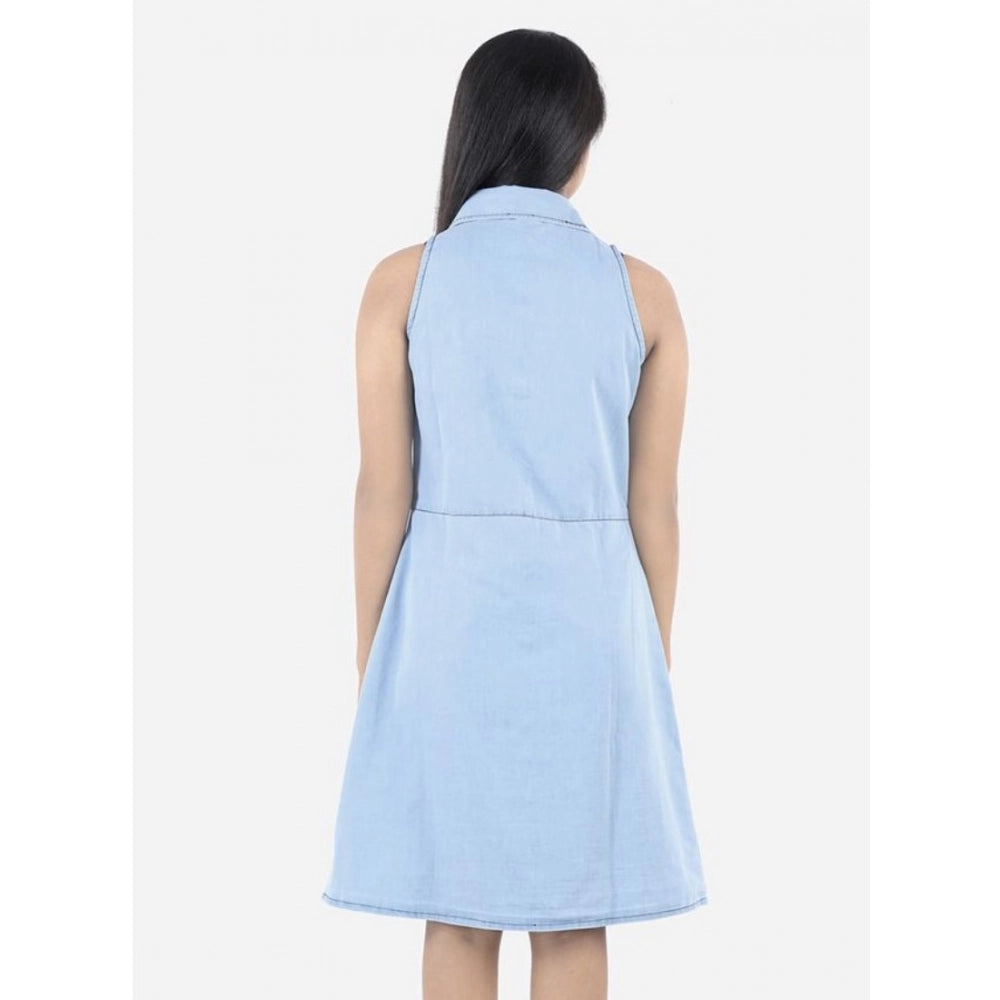 Blue denim solid sleeveless shirt collar dress for girls, knee-length style
