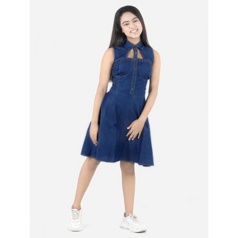 Blue denim solid sleeveless shirt collar dress for girls