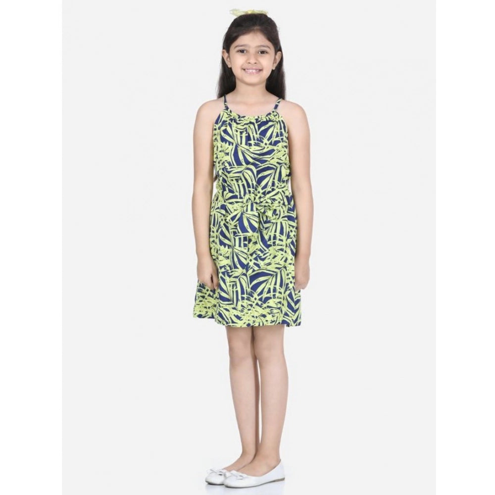 Blue-Yellow polyester floral printed short sleeve round neck dress for girls on mannequin