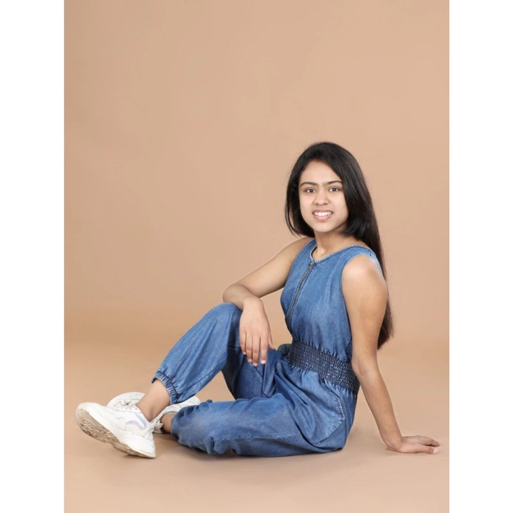 Blue denim solid shoulder straps v-neck dress for girls, full length style