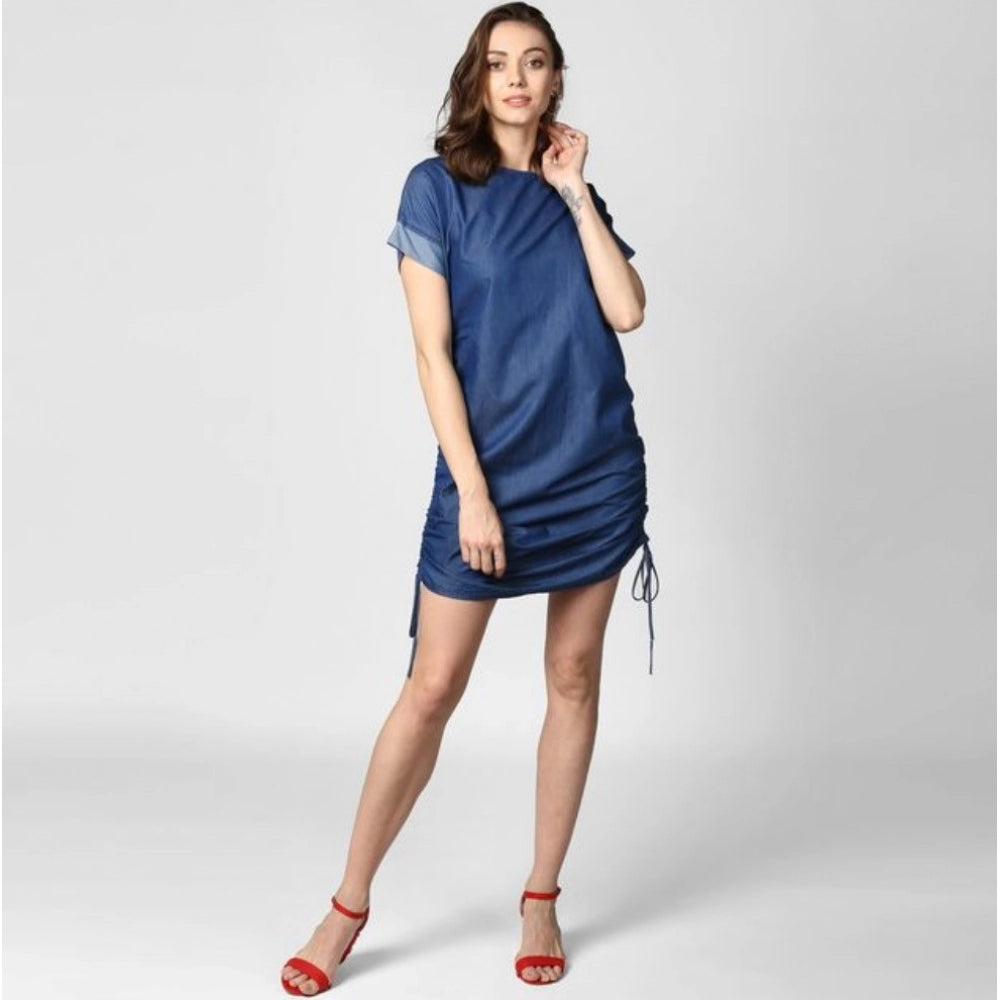 Women's solid close neck short sleeve denim dress blue