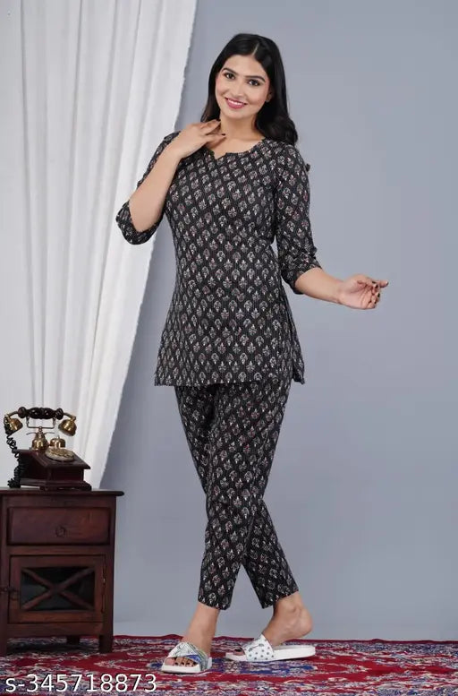 Yashvi cotton-katha nightsuit for women, printed rayon t-shirt with cotton pyjamas bottom, three-quarter sleeves. Indian-made women's sleepwear set in size S, M, L, XL, XXL