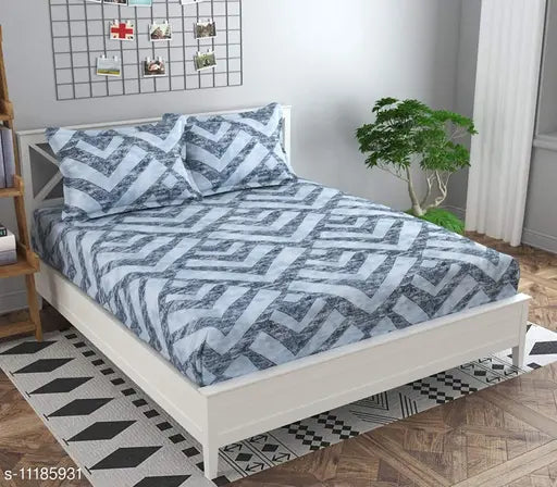 Gorgeous glace cotton bedsheets, fashionable king set with 2 pillow covers & 140 thread count, India origin