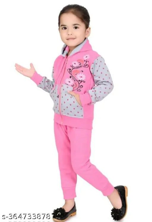 Wool printed net hoodie, ultra-soft & durable for travel, gym, beach, or casual wear. Hoodie features two side pockets and one chest pocket, suitable for kids aged 12 months to 7 years. Made in India