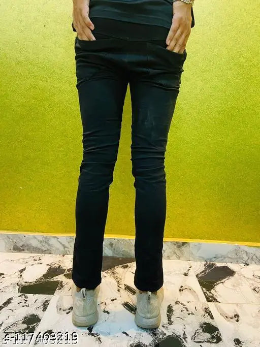 Men's black premium denim jeans, trendy and stylish for any occasion. Machine washable, size 26/28 (waist 28in, length 38in), size 30 (waist 30in, length 39in). Made in India