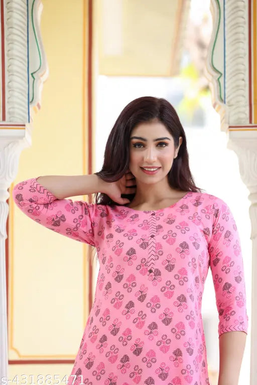 Viscose rayon night suit for woman, printed net pyjamas with three-quarter sleeves, Indian-made