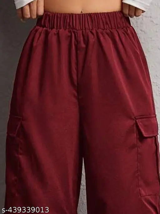 Red cotton women's mid-rise elastic waist capri pants
