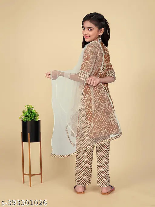 Printed cotton embroidery kurta set with harem pants & net dupatta, trendy design for girls aged 4-13. Indian-made casual wear with A-line top and three-quarter sleeves