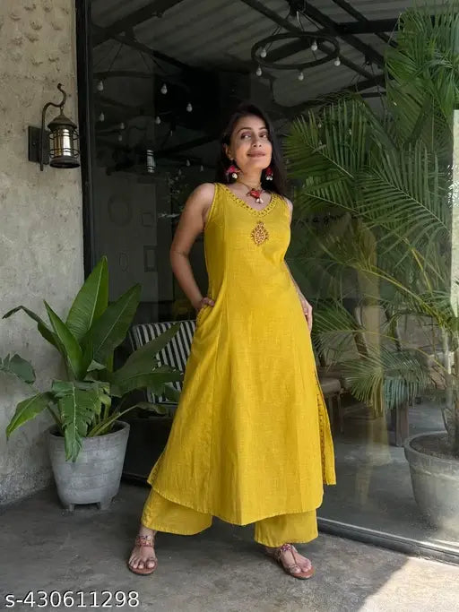 Cotton-linen flex cord set kurta with embroidered pockets, solid net palazzos for office wear