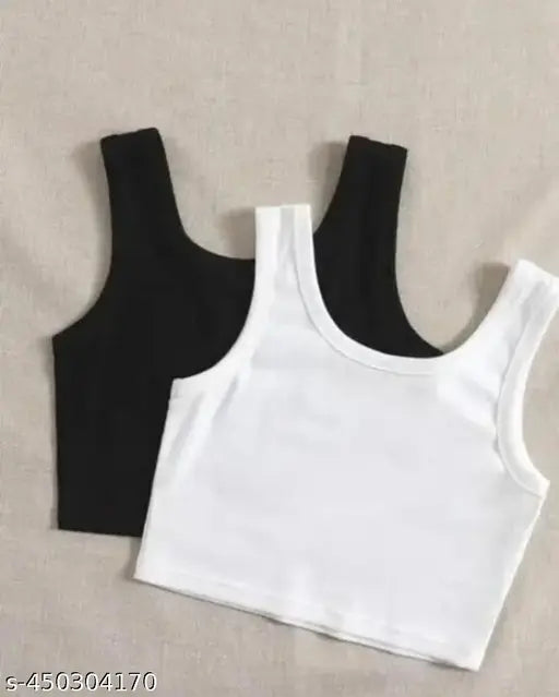 White Lycra crop top, short sleeves, solid pattern, ideal for casual wear, India origin
