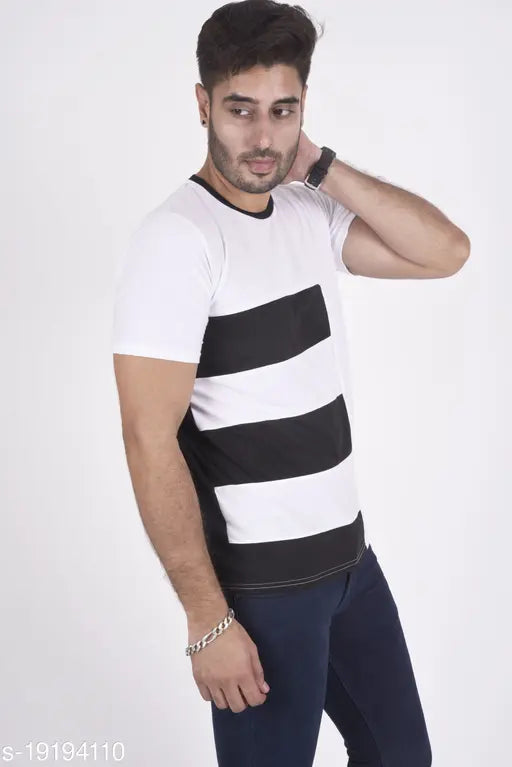 Mens cotton blend t-shirt, white/black with round neck - casual style for men and boys