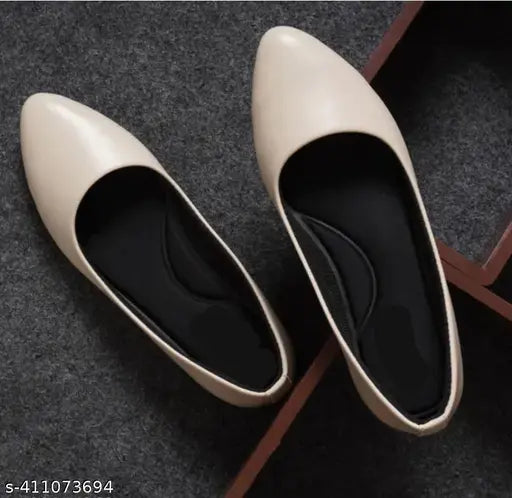 Stylish synthetic cream bellies for women (BALLERINAS), slip-on design, Ind-3 to Ind-9 sizes, Indian origin