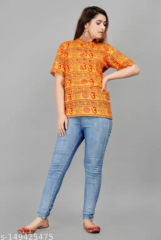 Printed cotton short-sleeve top for women, size S - fashionable clothing with vibrant patterns, made in India