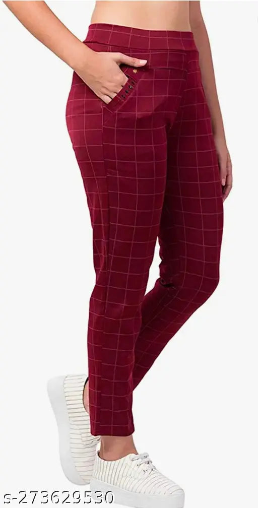 Grey Maroon Lycra checked net double pocket jeggings for women (size 24/26/28/30/32), stretchable and comfortable, two front pockets for organizing belongings. Made in India