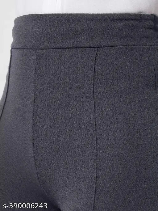 High-waisted, knee-length bellbottom trousers for women, three-piece set